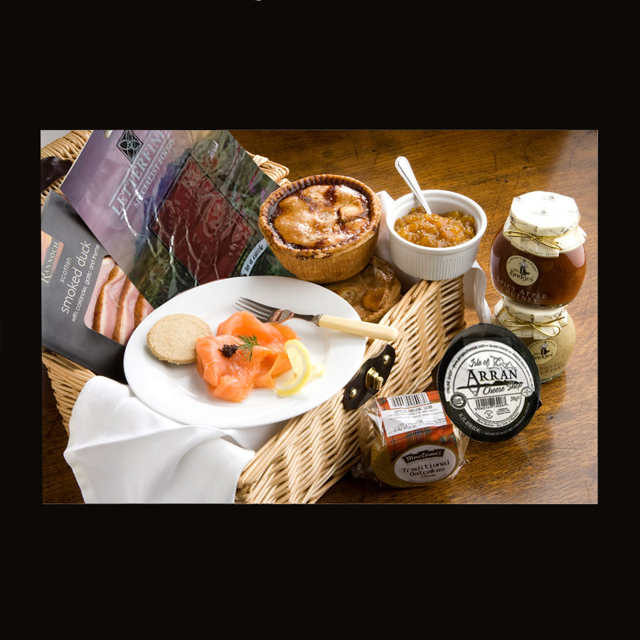 Picnic and Pie Hampers